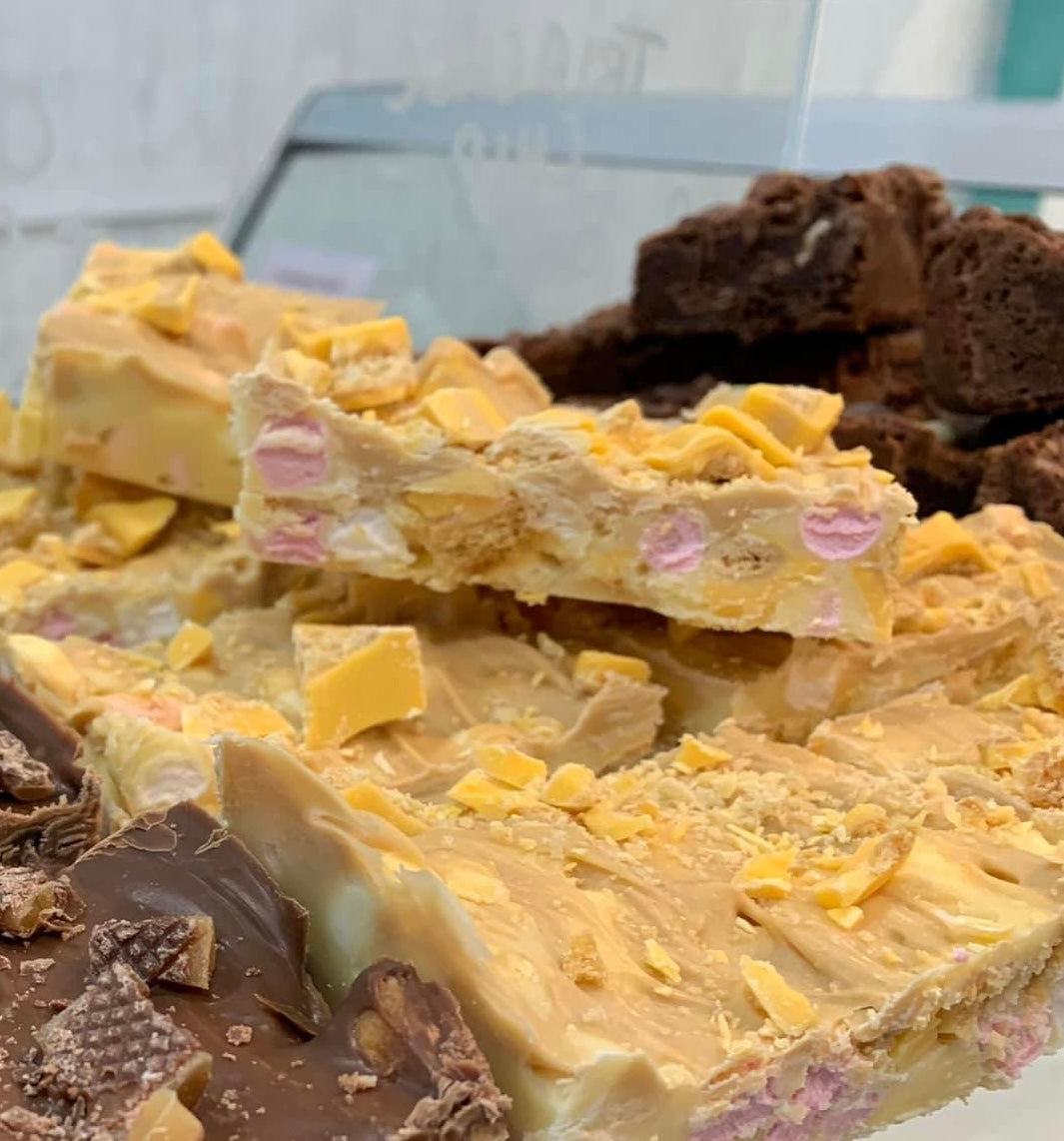 Custard Cream Rocky road
