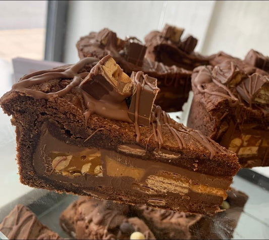 Snickers Cookie Pie
